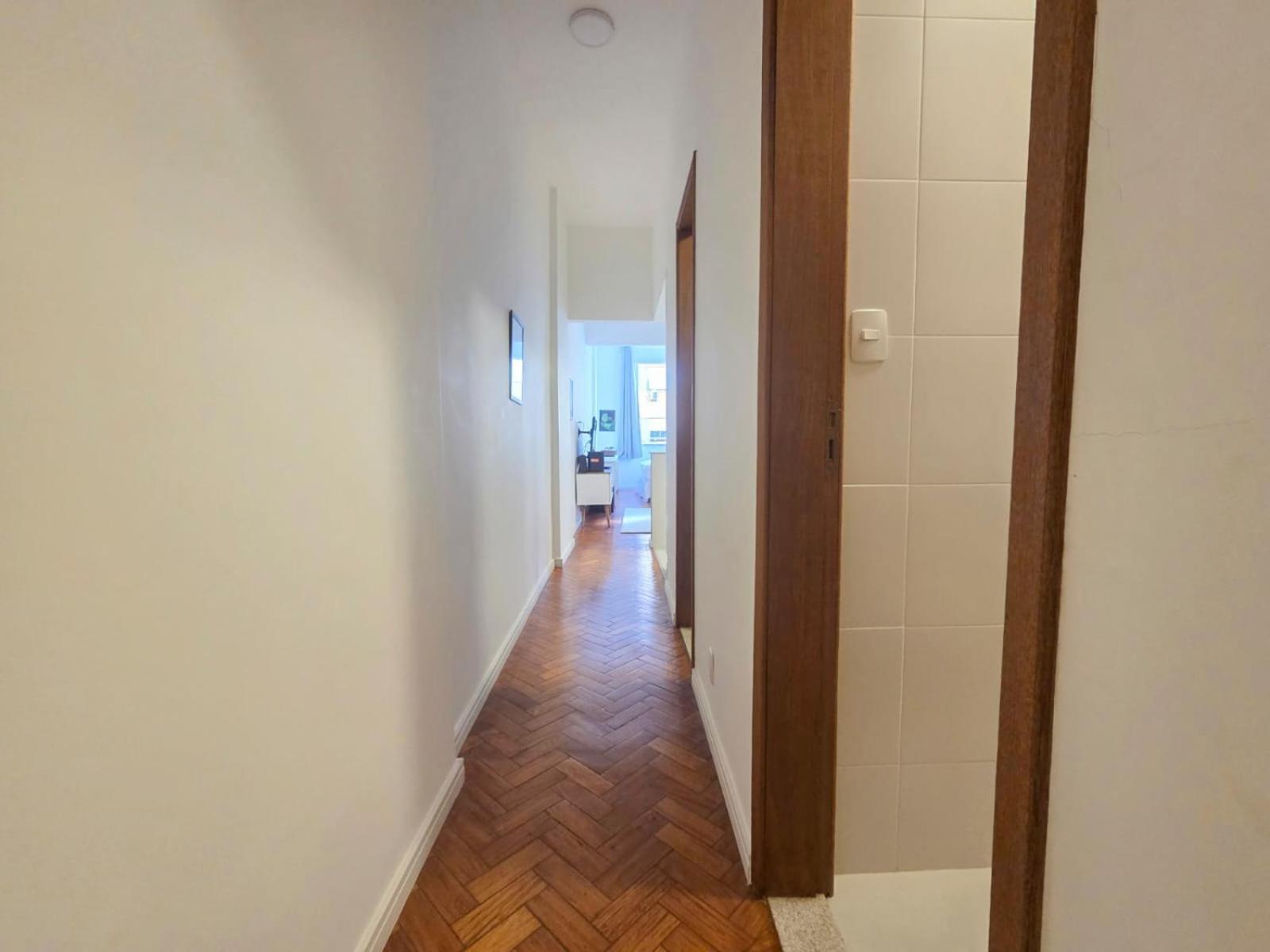 Apartamento 100 Metros Da Copacabana *